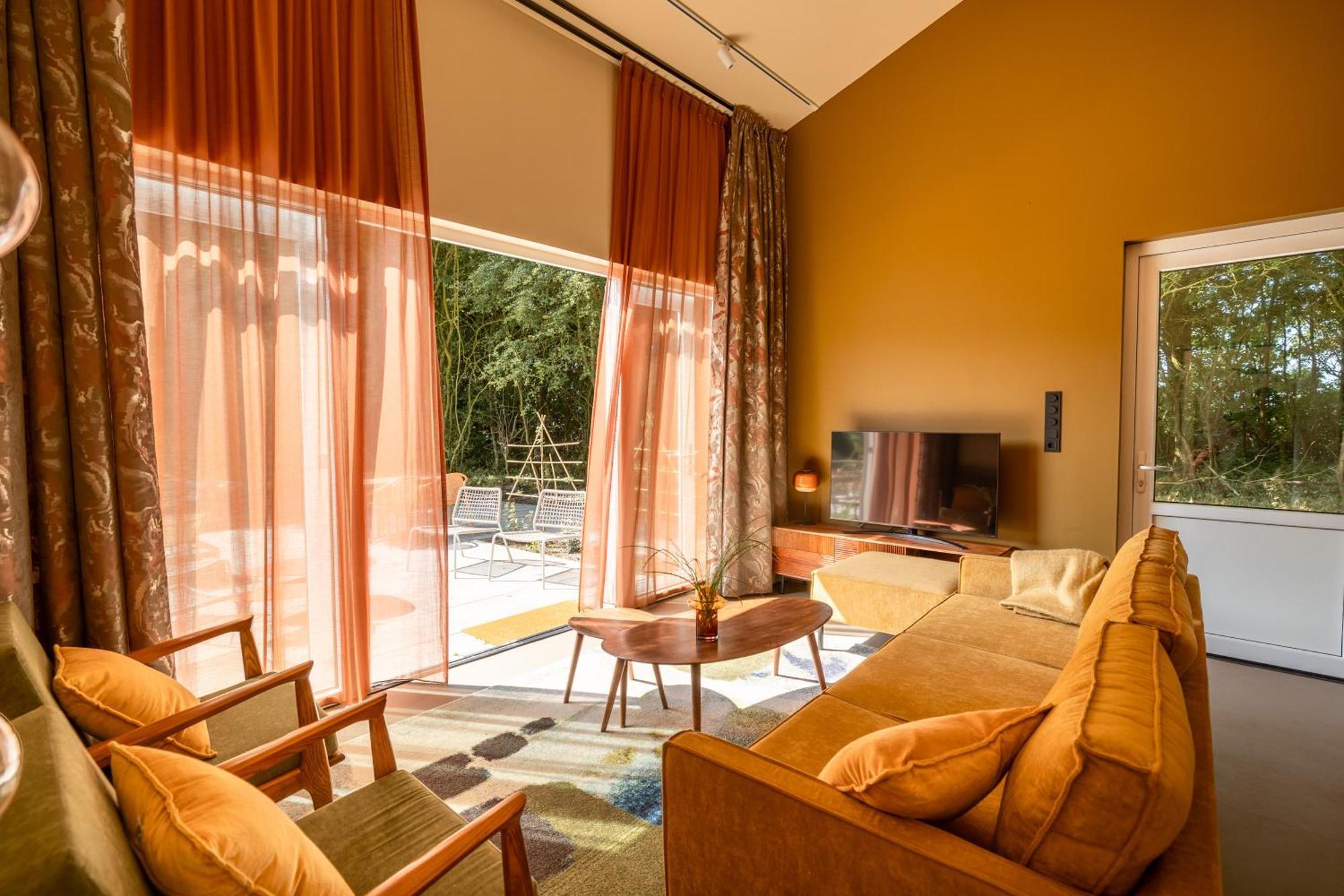 Residenties En Bungalow Royal دومبورغ المظهر الخارجي الصورة